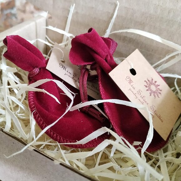 925 Sterling Silver Claddagh Rings for Women - Endless Celtic Knot Love Heart Cr - Picture 6 of 9